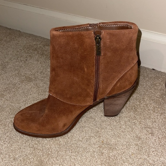 Jessica Simpson Size 10 Brown Ankle Boots - Picture 5 of 5